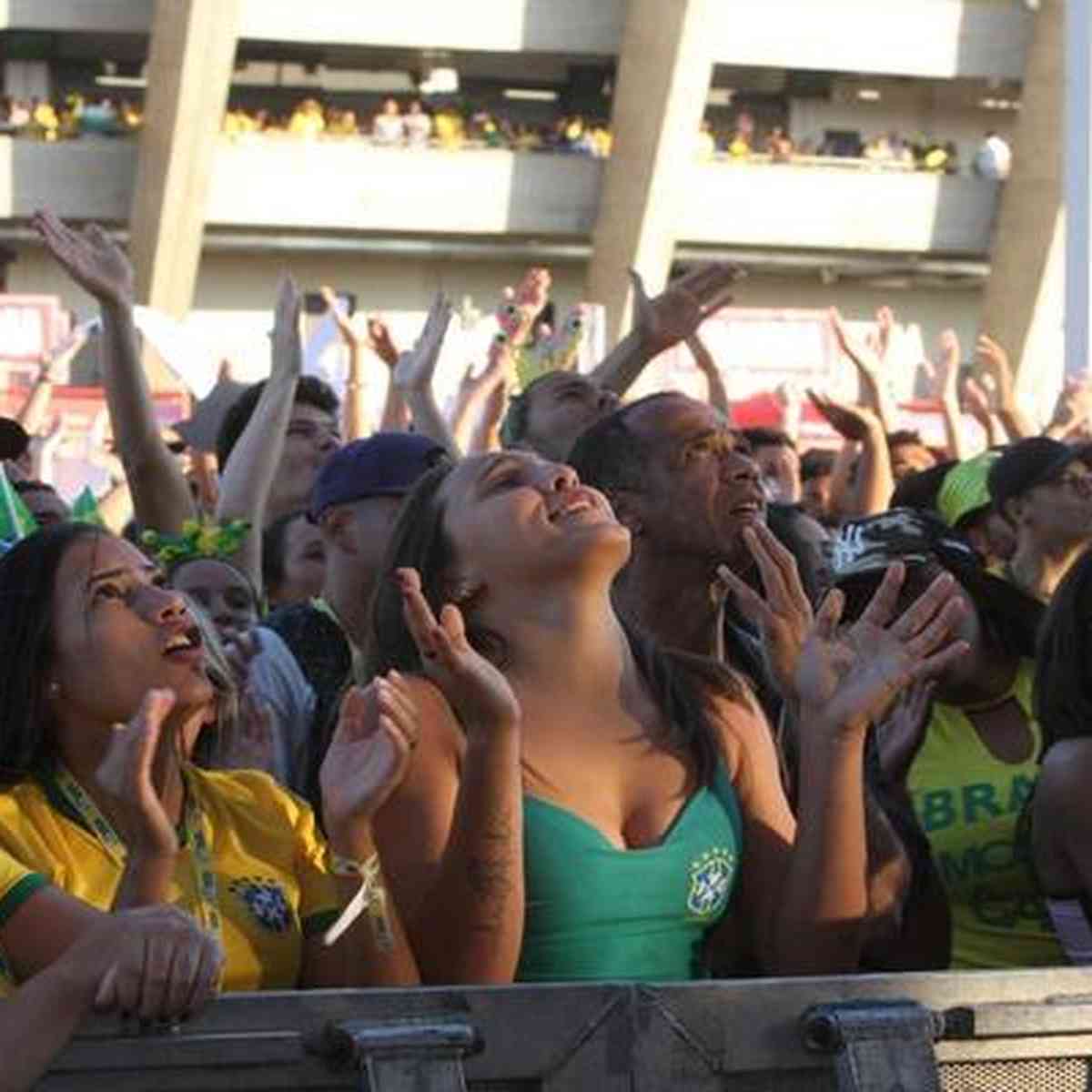 Brasil x Camarões: onde assistir jogo da Copa nos bares de BH e região