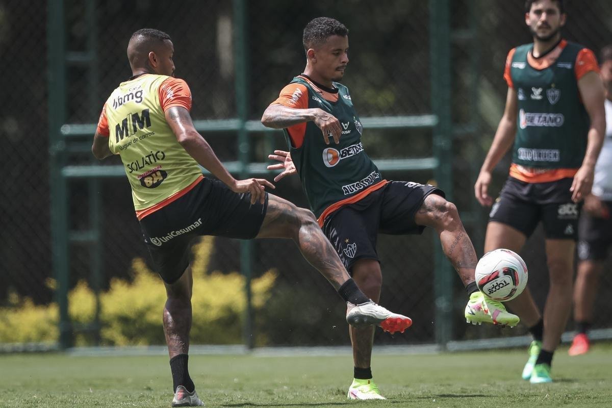 Fotos do treino do Atltico nesta quinta-feira na Cidade do Galo