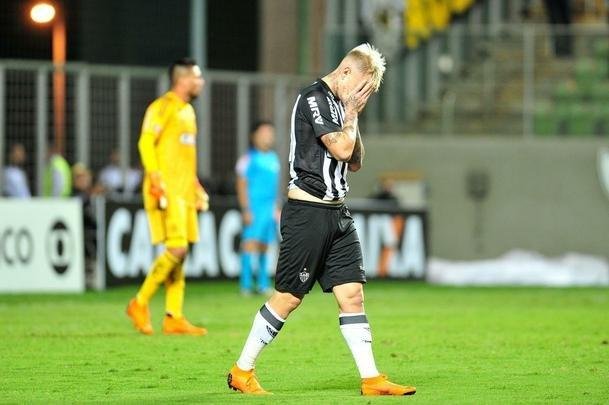 Fotos do primeiro tempo do duelo entre Atltico e Flamengo, no Independncia, pelo Brasileiro