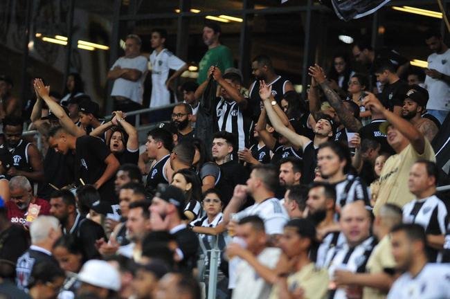 Fotos da torcida do Atltico na partida contra o Juventude, no Mineiro, pela 34 rodada do Campeonato Brasileiro
