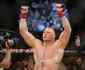 Enquanto aguarda julgamento por doping no UFC, Brock Lesnar no ser punido no WWE