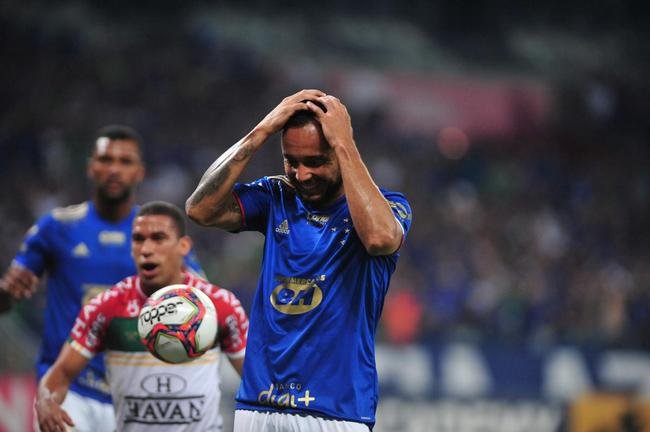 Fotos da partida entre Cruzeiro e Brusque, no Mineiro, em BH, pela 35 rodada da Srie B do Brasileiro