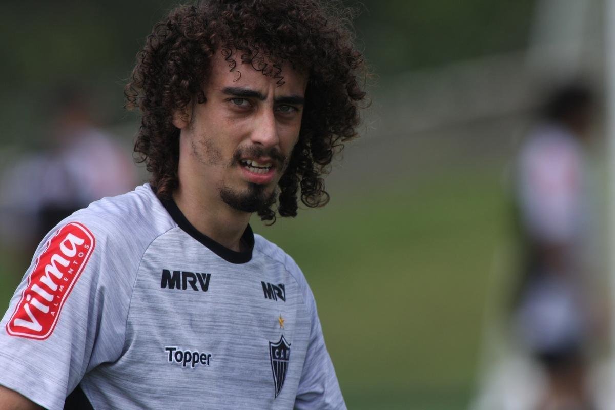 O Galo conseguiu, junto ao Internacional, o emprstimo de Valdvia em maio do ano passado.  poca, o acerto foi comemorado por muitos torcedores. Em campo, contudo, o meia no rendeu. Disputou 33 jogos e marcou dois gols. Atualmente, est no So Paulo.
