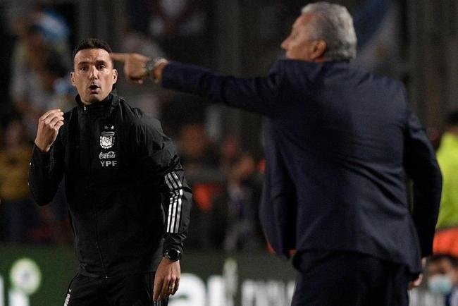 Sem Neymar, Brasil encarou a Argentina em clssico agitado pelas Eliminatrias