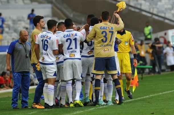 Imagens da partida entre Cruzeiro e Sport, duelo vlido pela 21 rodada da Srie A do Campeonato Brasileiro