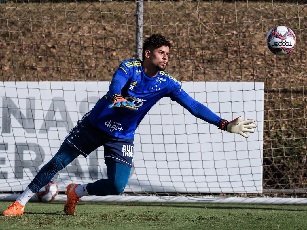 Fotos do treino do Cruzeiro desta tera-feira (10/08), na Toca II