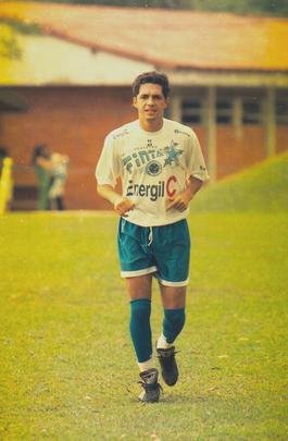 Volante Fabinho (Flamengo: 1990-1995 / Cruzeiro: 1995-1997): 253 jogos por Flamengo (9 gols) e 220 jogos por Cruzeiro (8 gols)