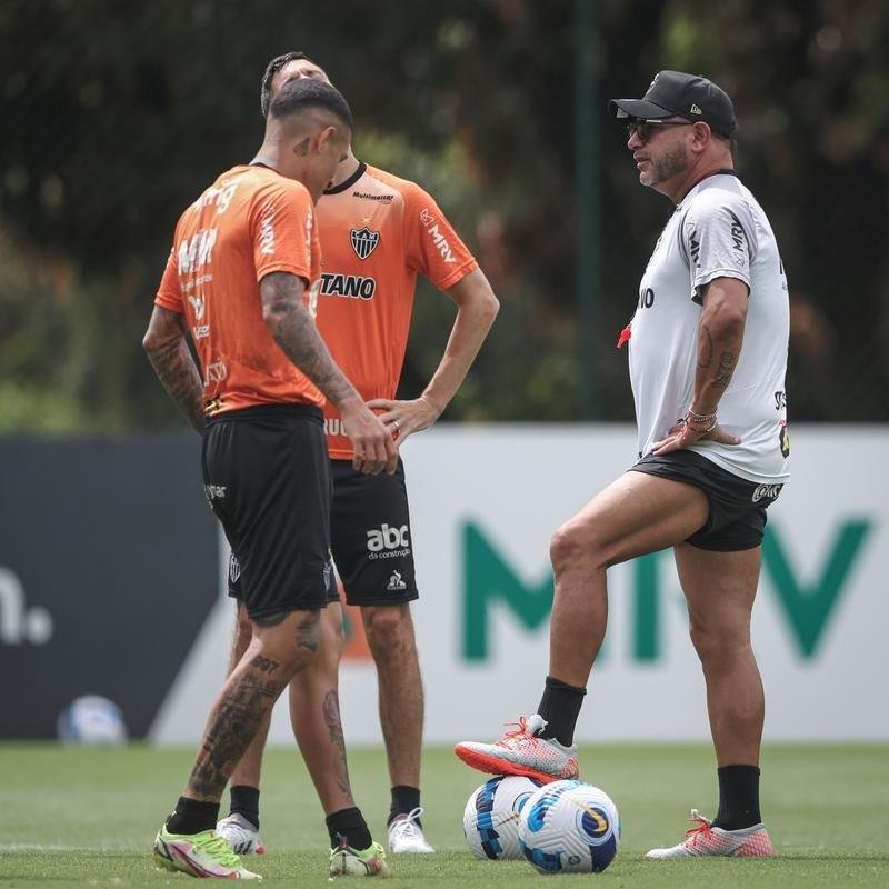 Atltico se preparou para tentar levar mais uma taa nacional para a sua galeria 