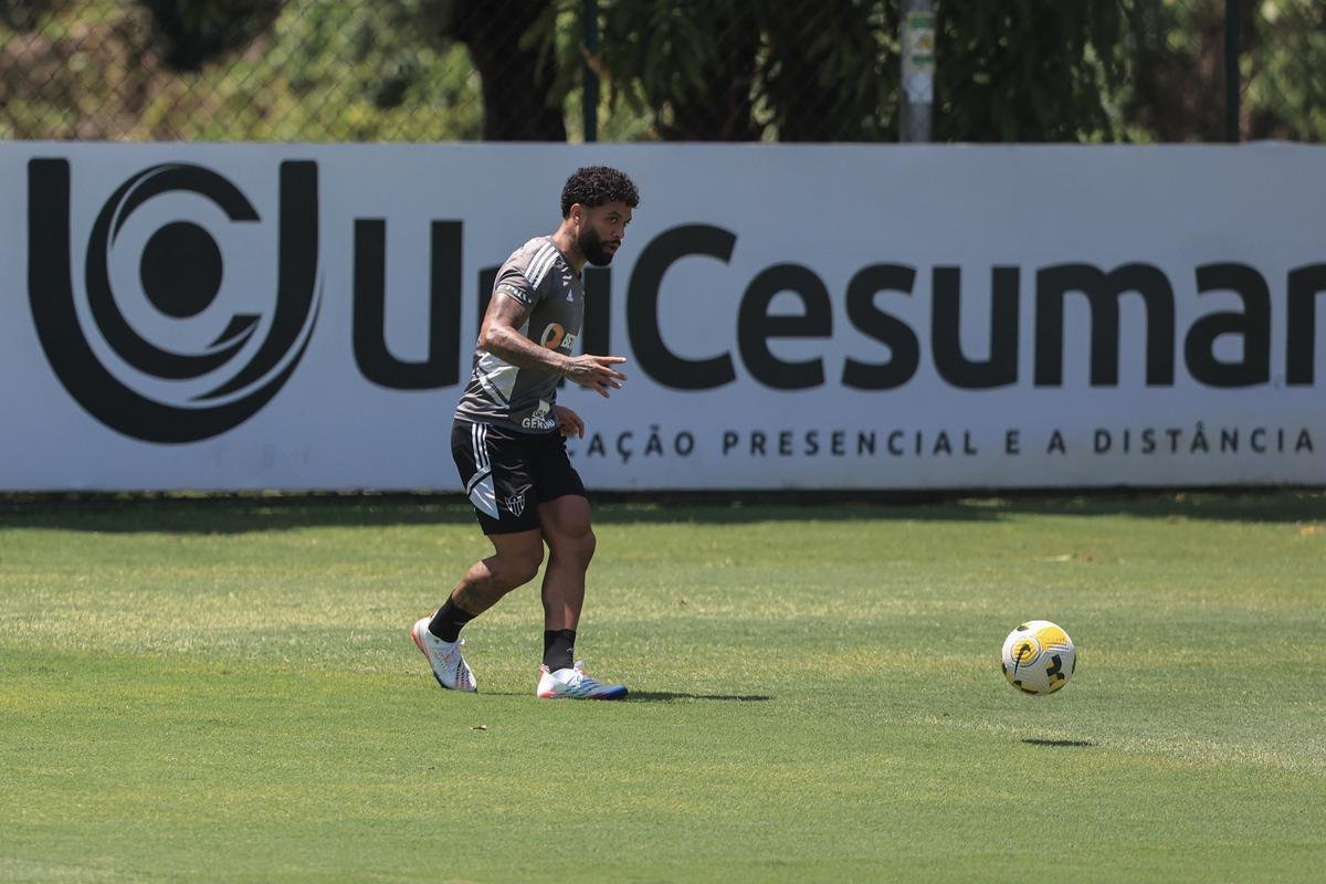 Fotos do treino do Atltico, que teve Hulk em campo 
