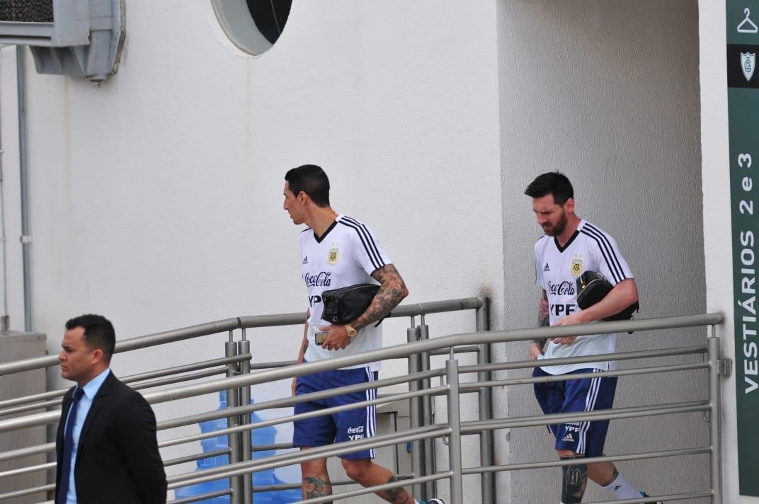 Jogadores deixam Independência após treino