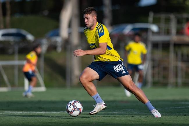 Fotos do treino do Cruzeiro nesta quinta-feira (6/5), na Toca da Raposa II