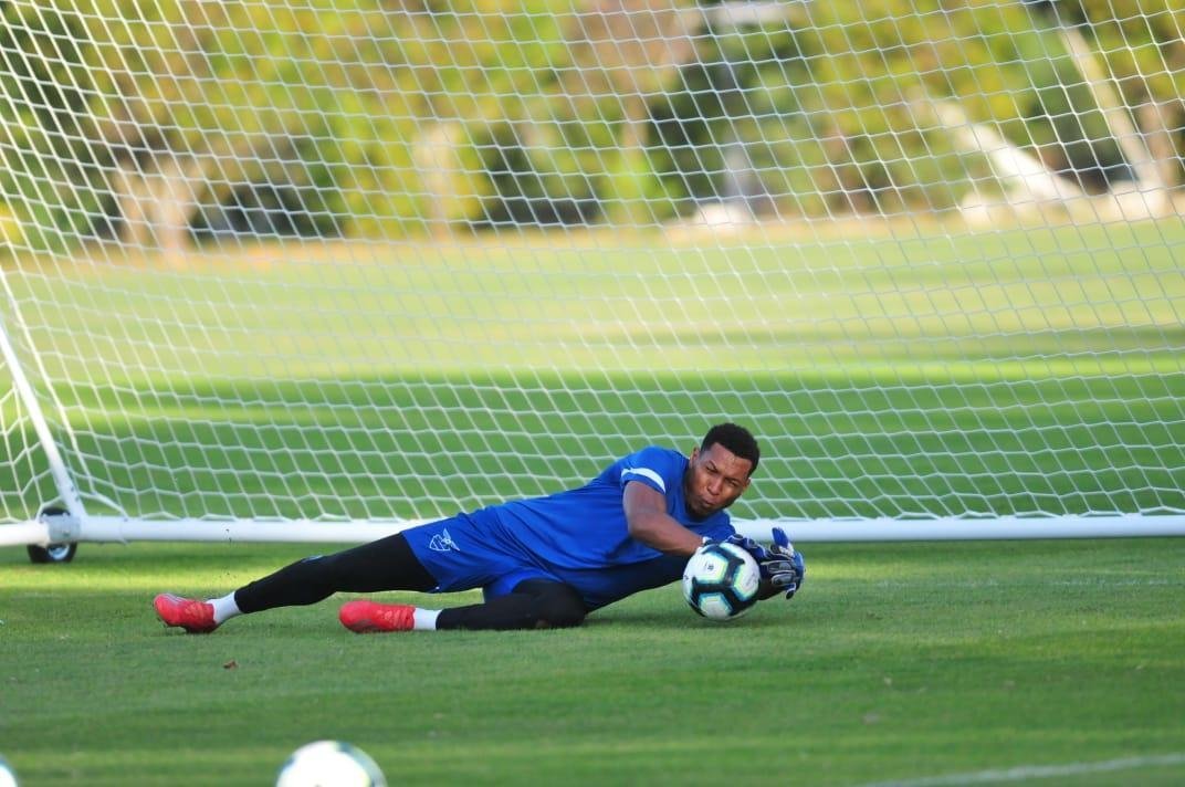 Imagens do treino do Equador na Toca da Raposa II