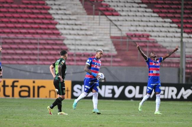 Fotos da vitria do Amrica sobre o Fortaleza, por 2 a 1, no Independncia, pela 29 rodada da Srie A do Campeonato Brasileiro