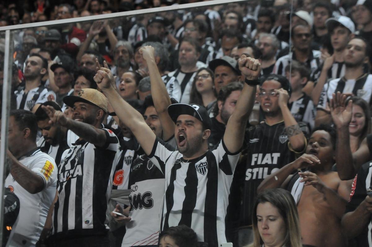 Fotos do jogo entre Atltico e La Equidad, no Independncia, pelas quartas de final da Sul-Americana