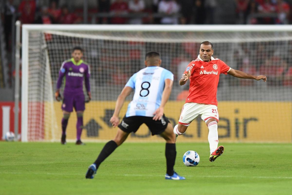 Gabriel Mercado - 35 anos - zagueiro do Internacional
