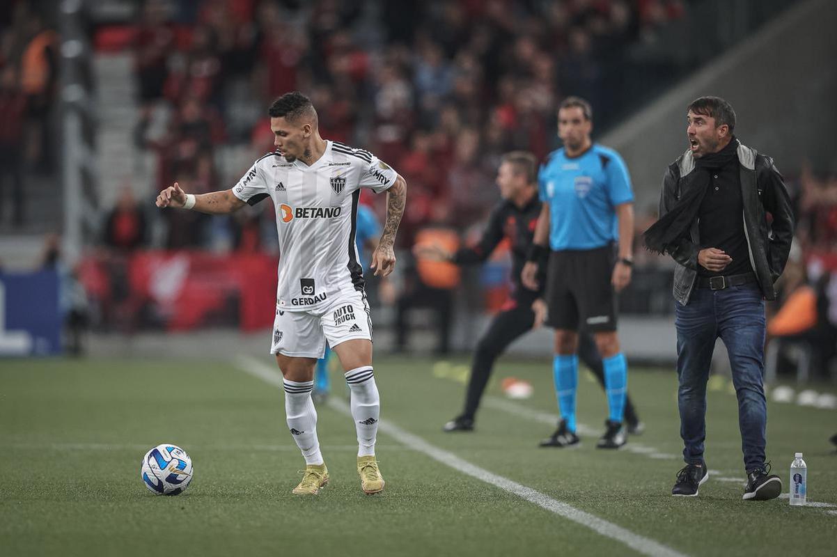 O Atltico visitou, na noite desta tera-feira (18/4), o Athletico-PR na Arena da Baixada, em Curitiba. A partida foi vlida pela 2 rodada do Grupo G da Copa Libertadores de 2023.
