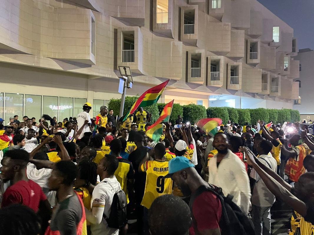A animada torcida de Gana em Doha, no Catar