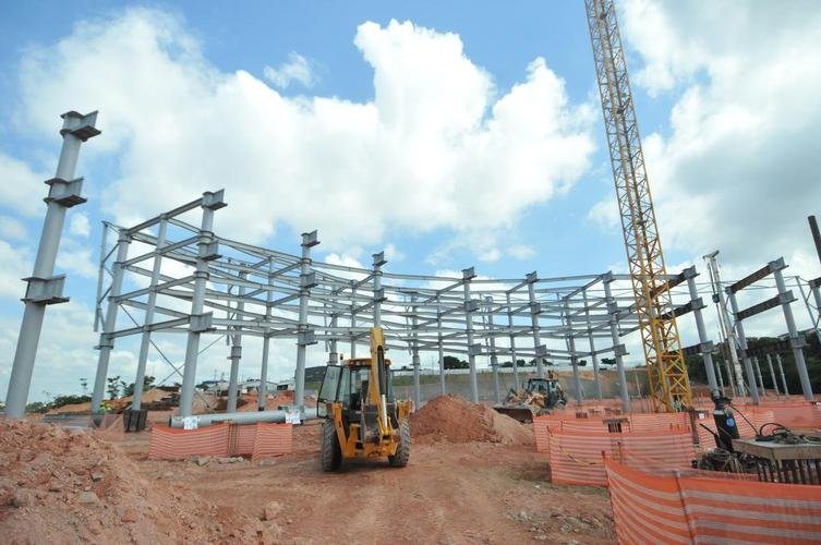 Arena MRV completa um ano de obras neste 20 de abril de 2021. Veja como est o andamento da construo do estdio do Atltico, que tem previso de ficar pronto em outubro de 2022. Sero 46 mil lugares, 2.333 vagas de estacionamento, 40 bares e 80 camarotes. O empreendimento fica no bairro Califrnia, em Belo Horizonte. (Fotos de Gladyston Rodrigues/EM/D. A Press)