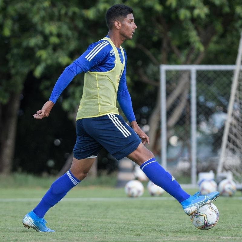Fotos do treino do Cruzeiro desta quinta-feira, 19/11, na Toca da Raposa II