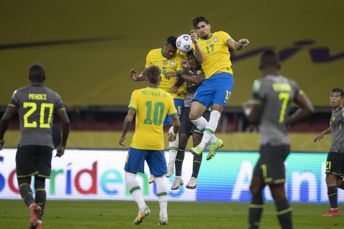 Com gols de Richarlison e Neymar, Brasil venceu o Equador no Beira-Rio 