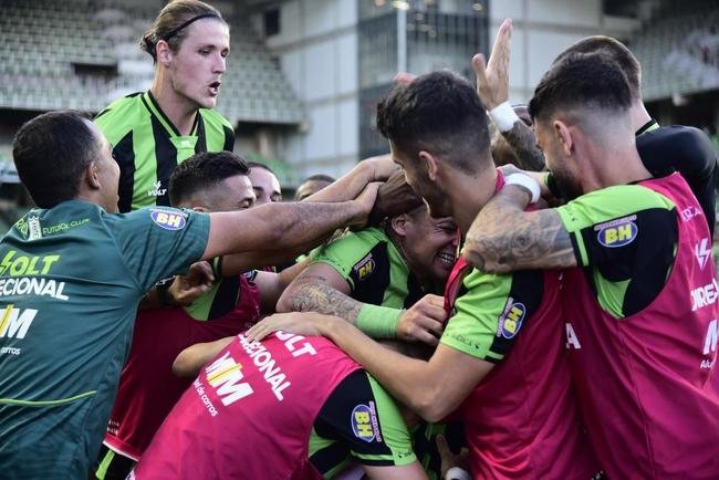 No Independncia, Amrica vence Tombense por 3 a 1, de virada, pela oitava rodada do Campeonato Mineiro 