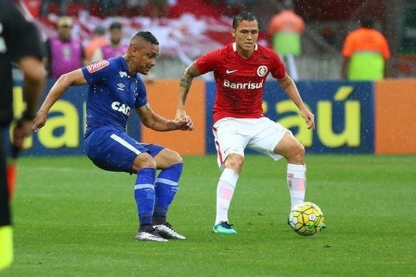 Imagens da vitria do Internacional sobre o Cruzeiro, por 1 a 0, no Beira-Rio, em Porto Alegre