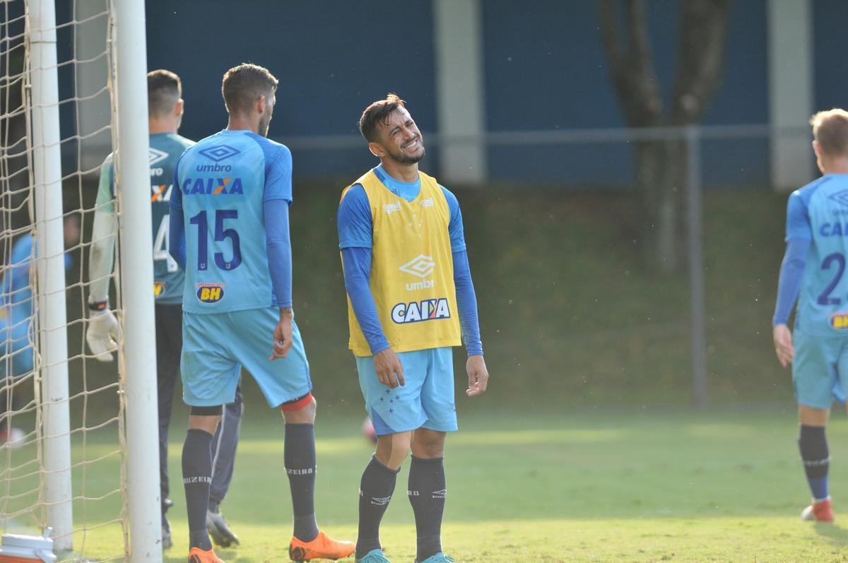 Fotos do ltimo treino do Cruzeiro antes do jogo diante do Tupi, pela semifinal do Campeonato Mineiro