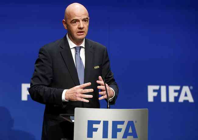 Alm de Gianni Infantino, presidente da FIFA, deciso de realizar a Copa do Mundo a cada dois anos  apoiada por grandes nomes do futebol