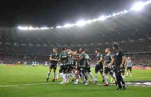 Torcida do Atltico lotou o Mineiro no jogo contra o Grmio e bateu recorde de pblico no Campeonato Brasileiro