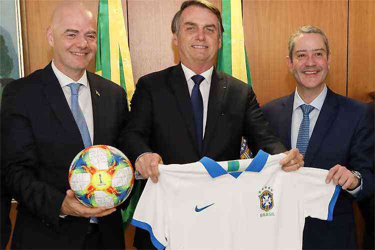 Após posse na CBF, Caboclo se reúne com Bolsonaro e debate ações ...