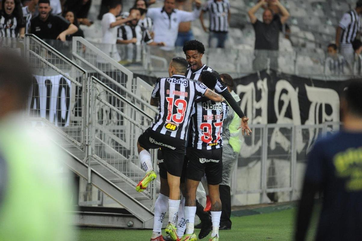Veja as fotos do confronto entre Atltico x Internacional, no Mineiro, pela 23 rodada da Srie A