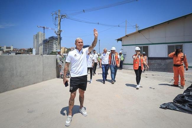 Na manh deste sbado (24/9), jogadores, comisso tcnica e diretoria do Atltico visitaram as obras da Arena MRV, futura casa do Galo.