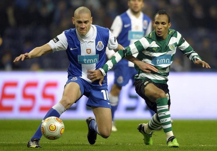 Maicon defendeu o Porto de 2009 a 2016