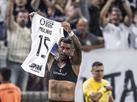 Corinthians: Paulinho diz se vai voltar a jogar ou no aps leso grave