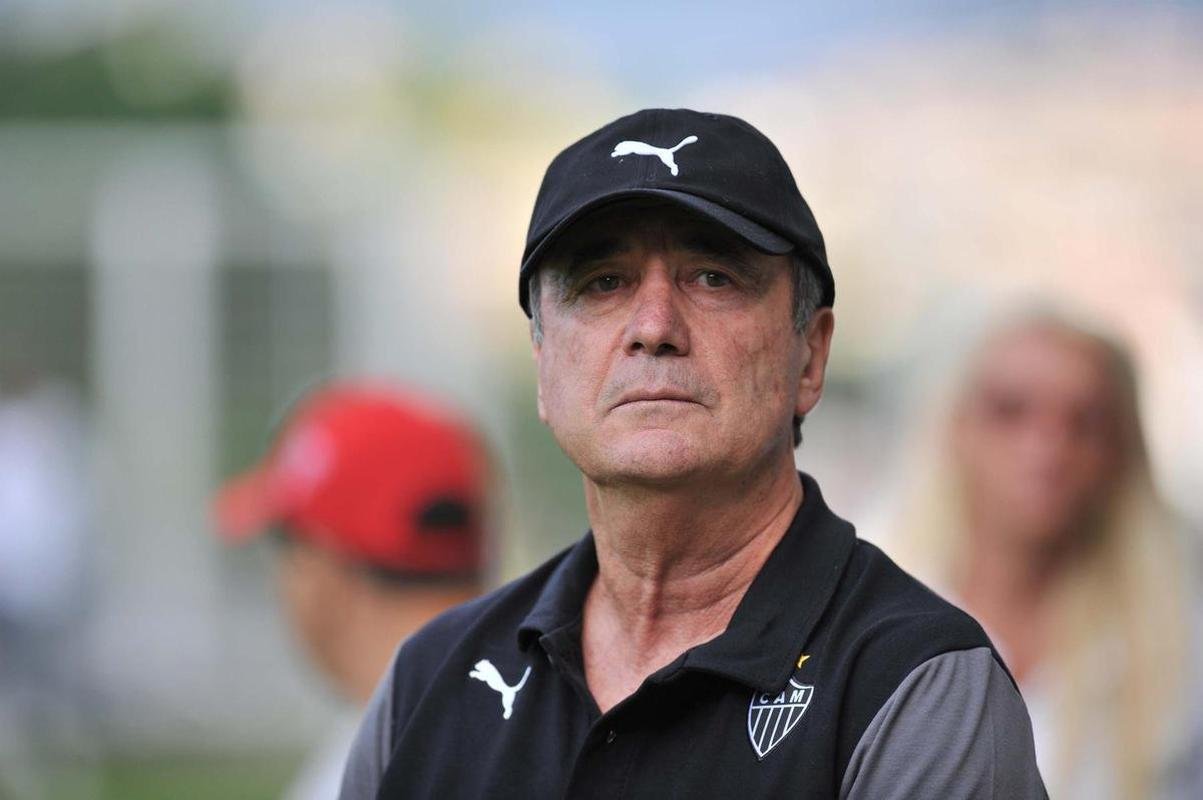 Levir Culpi (2014) - um empate e duas derrotas