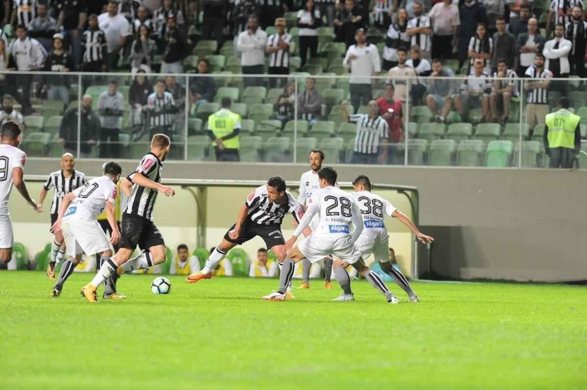 Atltico e Santos se enfrentaram, no Independncia, pela 13 rodada do Campeonato Brasileiro