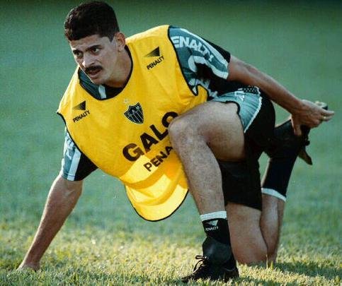 28º - Valdir Bigode - 2001 - 19 jogos / 5 gols - 0,263 por jogo