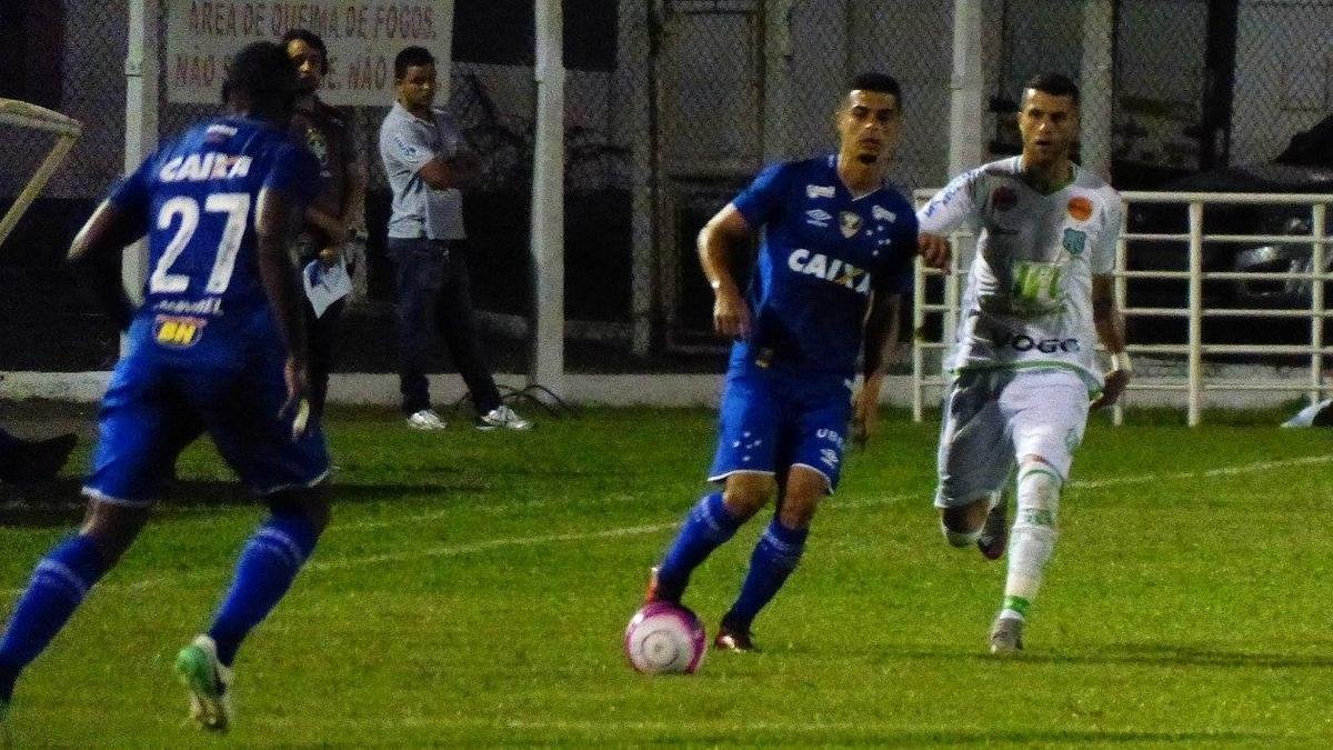 Fotos de Caldense x Cruzeiro, em Poos de Caldas, pela segunda rodada do Mineiro
