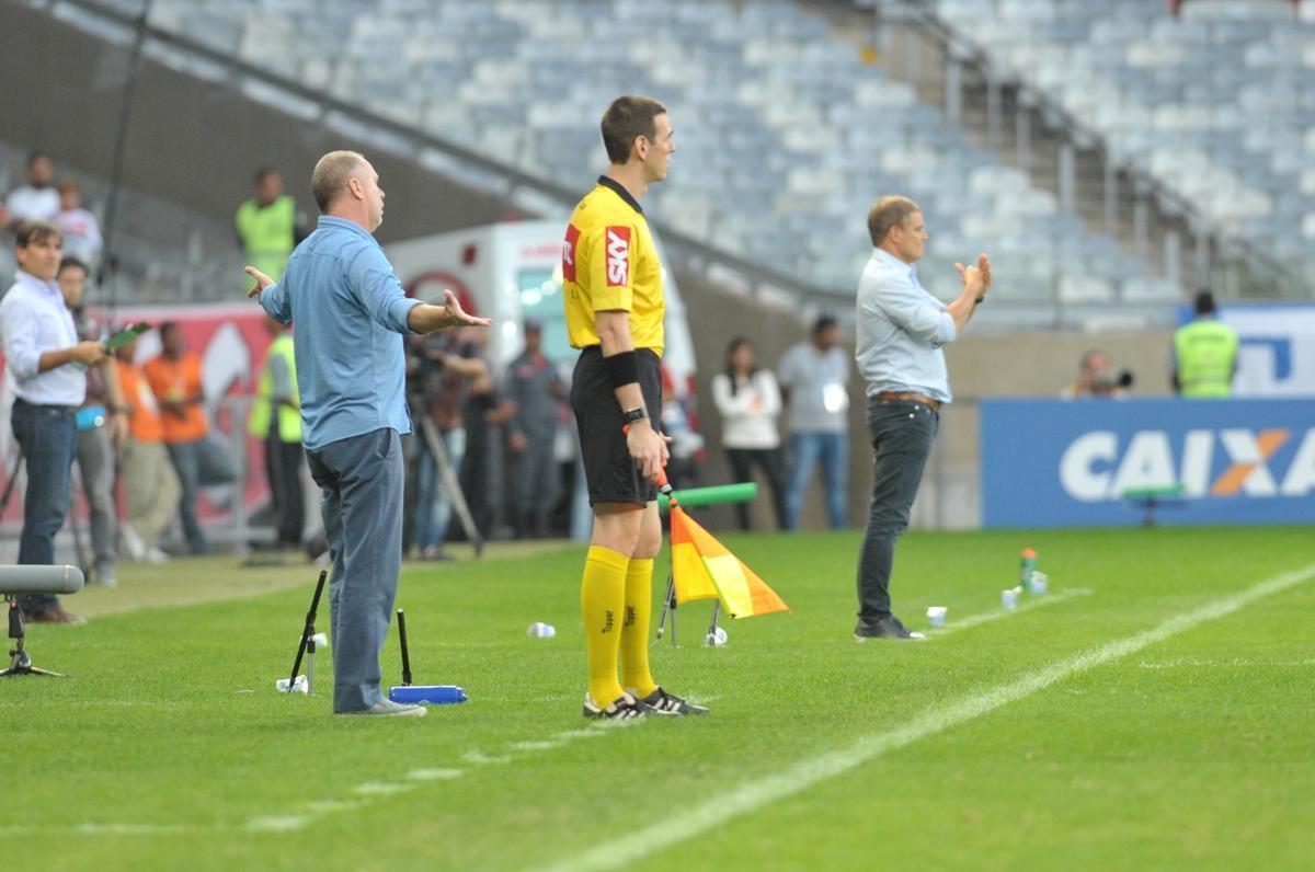 Fotos do jogo entre Cruzeiro e So Paulo