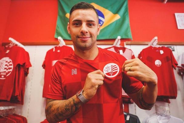 Apesar de no ser titular absoluto, o paraguaio Jimnez deixou uma boa impresso em sua passagem pelo Tibu. O volante disputou 43 partidas e marcou cinco gols. Um deles, na final do Pernambucano de 2019 na Ilha do Retiro contra o Sport, que levou a deciso para os pnaltis - depois vencida pelo rival.