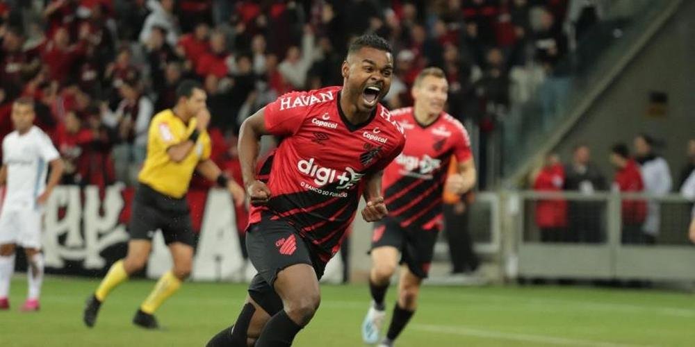 Semifinal de 2019: Grêmio venceu o Athletico-PR no primeiro jogo em casa por 2 a 0, mas foi eliminado nos pênaltis depois de perder o jogo de volta por 2 a 0.