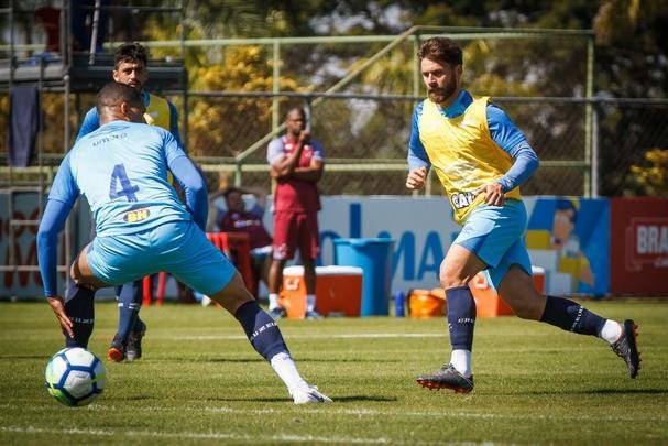 Cruzeiro realizou atividade de preparao para amistoso contra o Corinthians, nesta quarta
