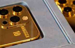 Iphones foram banhados a ouro pela Idesign Gold, a pedido de Lionel Messi