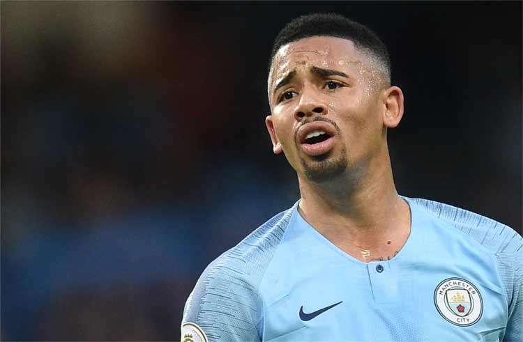 Gabriel Jesus testa positivo para COVID-19 e passa o Natal em ...