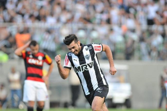 D�tolo marcou gol de placa no Independ�ncia e fechou com chave de ouro grande atua��o