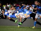 Napoli vence Spezia e assume liderana do Campeonato Italiano