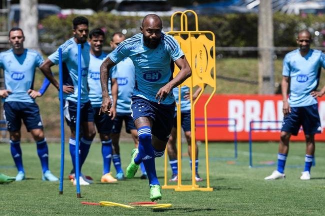 Cruzeiro se prepara para duelo contra o Vasco