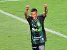 Em noite de despedida, Ademir marca 2 gols e coloca Amrica na Libertadores