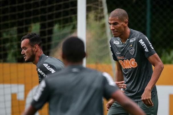 Jogadores do Atltico treinaram nesta tera-feira, vspera do jogo com o Defensor