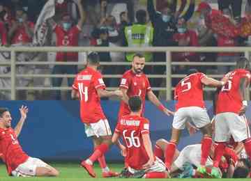 Equipe egípcia surpreende campeões da Concacaf e vencem por 1 a 0